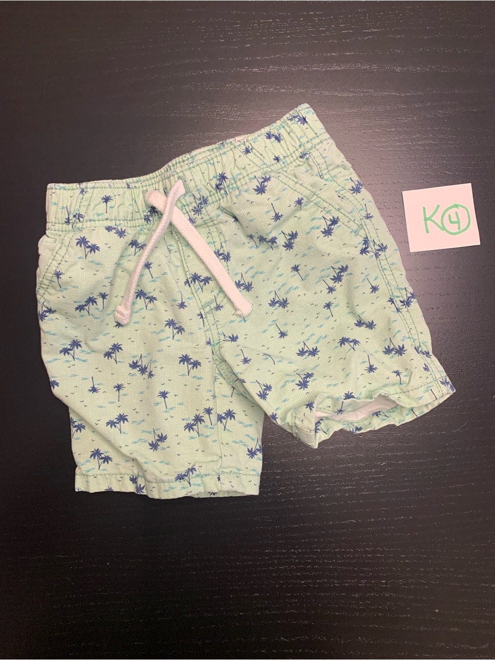 ⭐️2/$5.00⭐️ Old Navy 6-12m Mint Green Palm Print Shorts